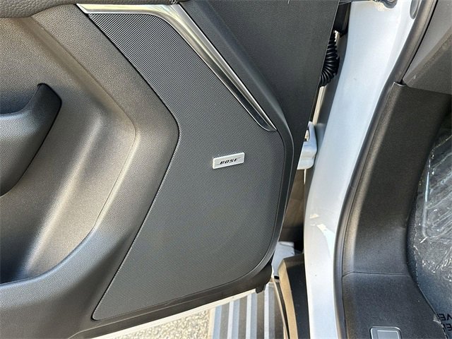 New 2026 GMC Yukon XL Denali w/ Denali Reserve Package image 21