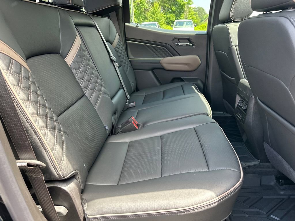 New 2026 GMC Canyon Denali AWD/4WD image 16
