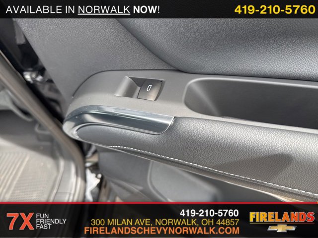 New 2025 Chevrolet Traverse LT w/ Driver Confidence Package image 45