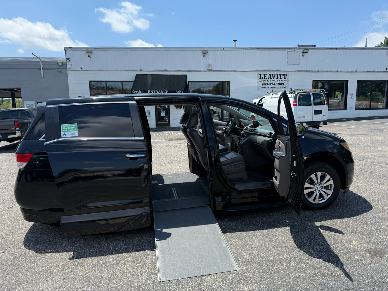 Used 2014 Honda Odyssey EX-L image 1