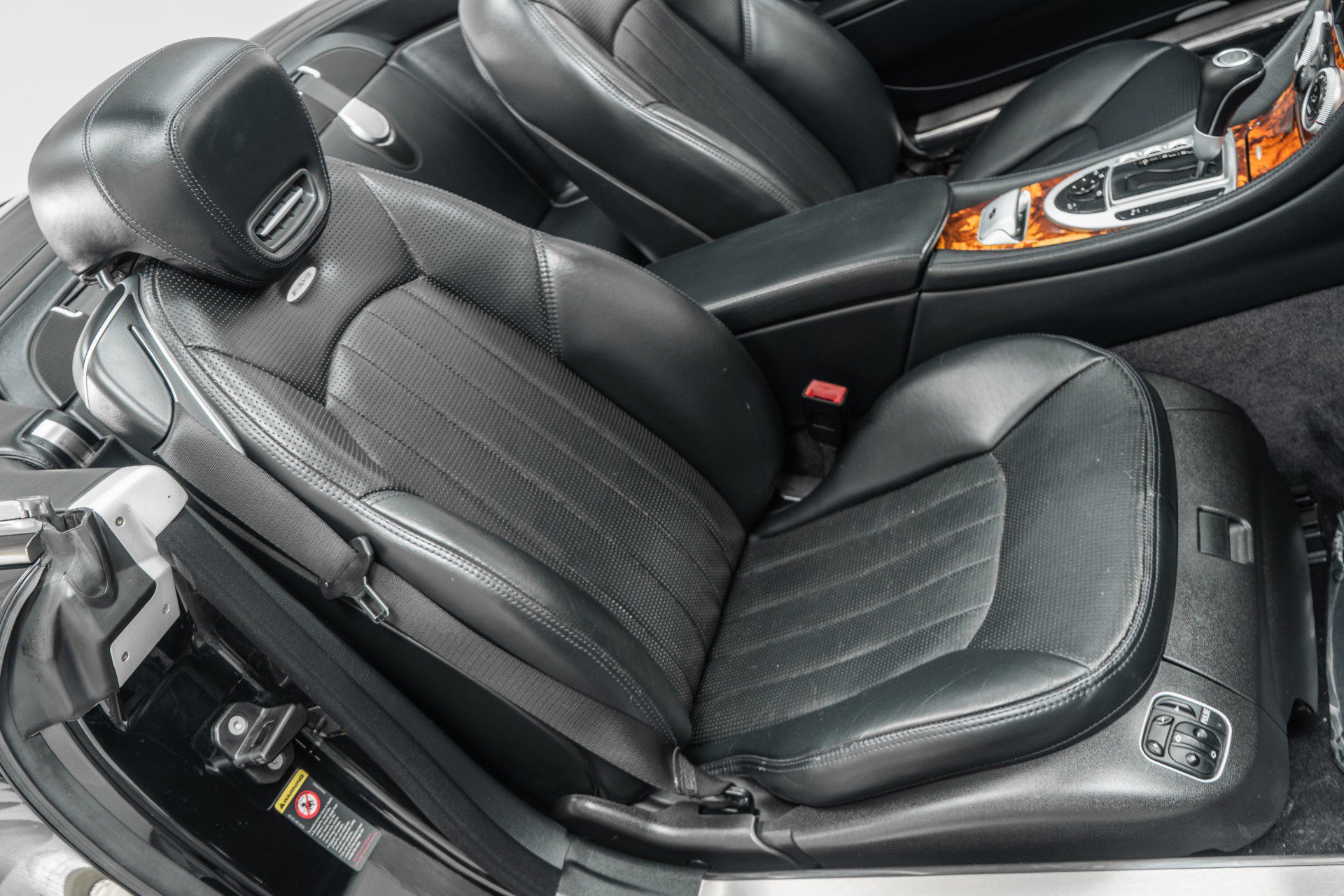 Used 2011 Mercedes-Benz SL 63 AMG image 25