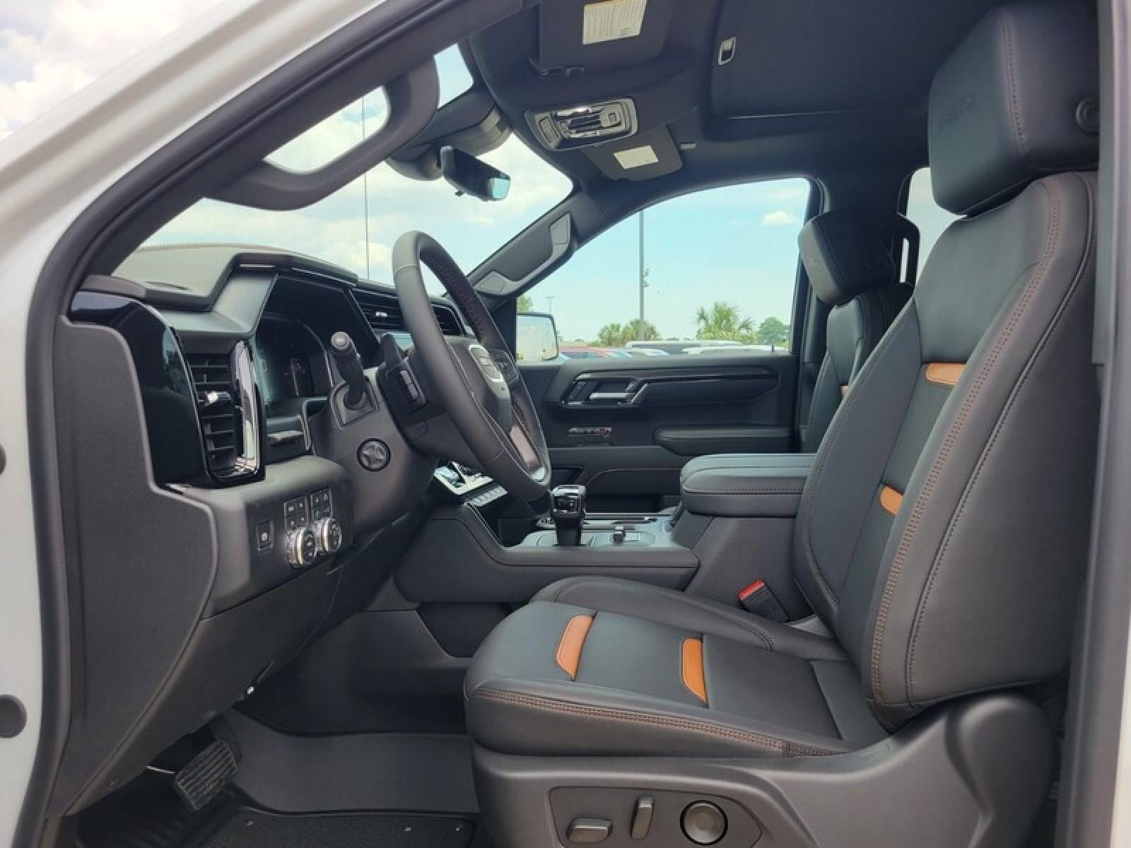New 2026 GMC Sierra 1500 AT4 w/ AT4 Premium Package AWD/4WD image 9