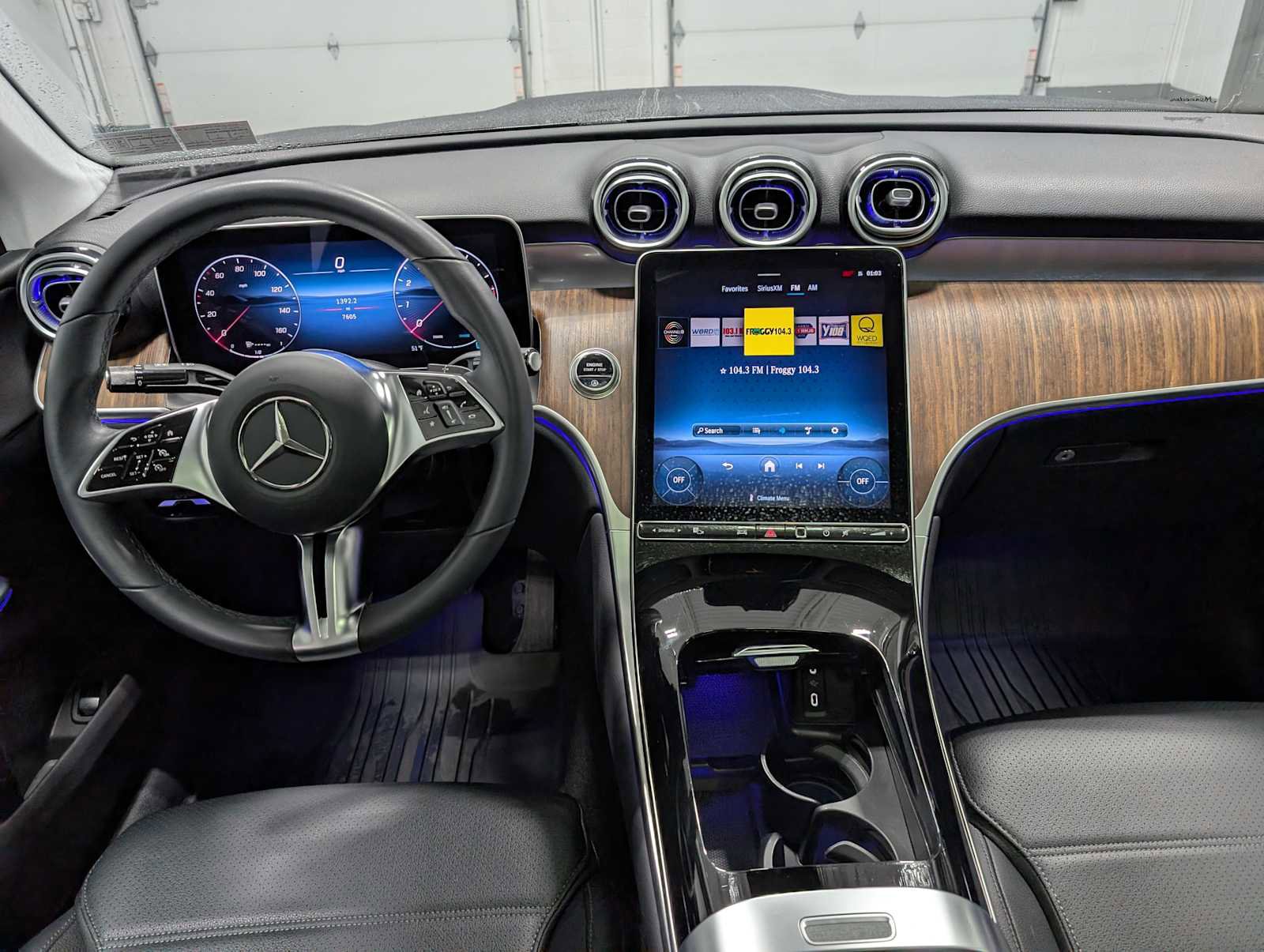 Certified 2025 Mercedes-Benz GLC 300 GLC 300 image 21