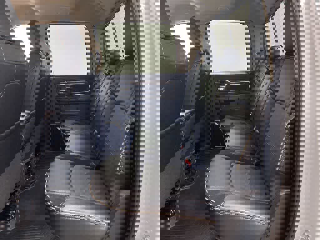 Used 2020 RAM 2500 Laramie image 17
