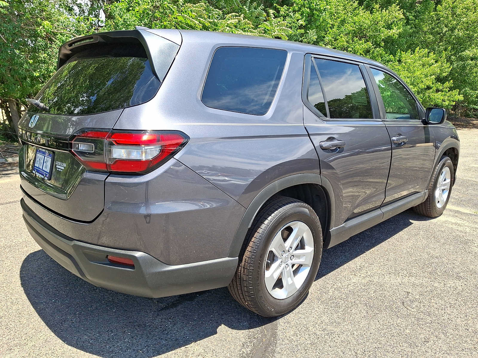 Certified 2023 Honda Pilot LX image 6