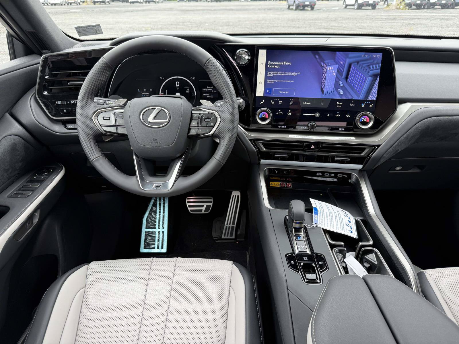 New 2026 Lexus TX 500h AWD image 8