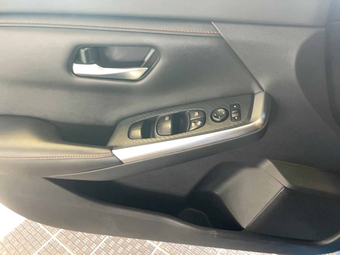 Used 2021 Nissan Sentra SR FWD image 10