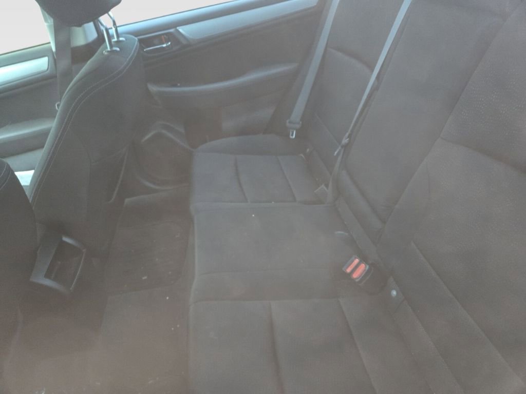 Used 2017 Subaru Legacy 2.5i Premium image 9