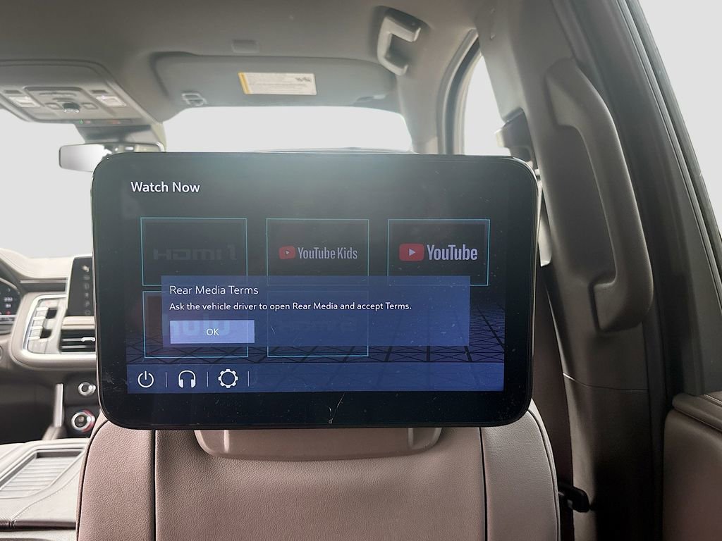 Used 2024 GMC Yukon XL SLT w/ SLT Luxury Package RWD image 21