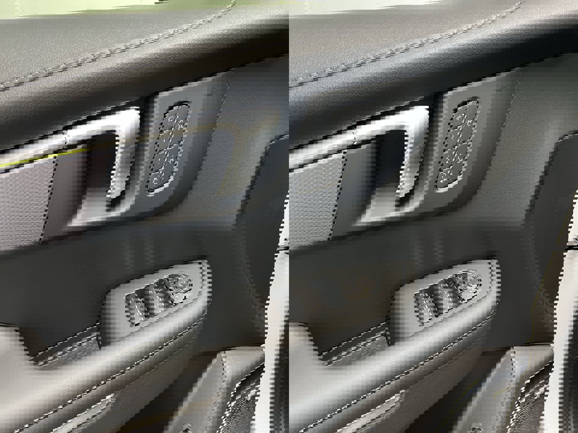 New 2026 Buick Enclave Sport Touring w/ Power Package image 58