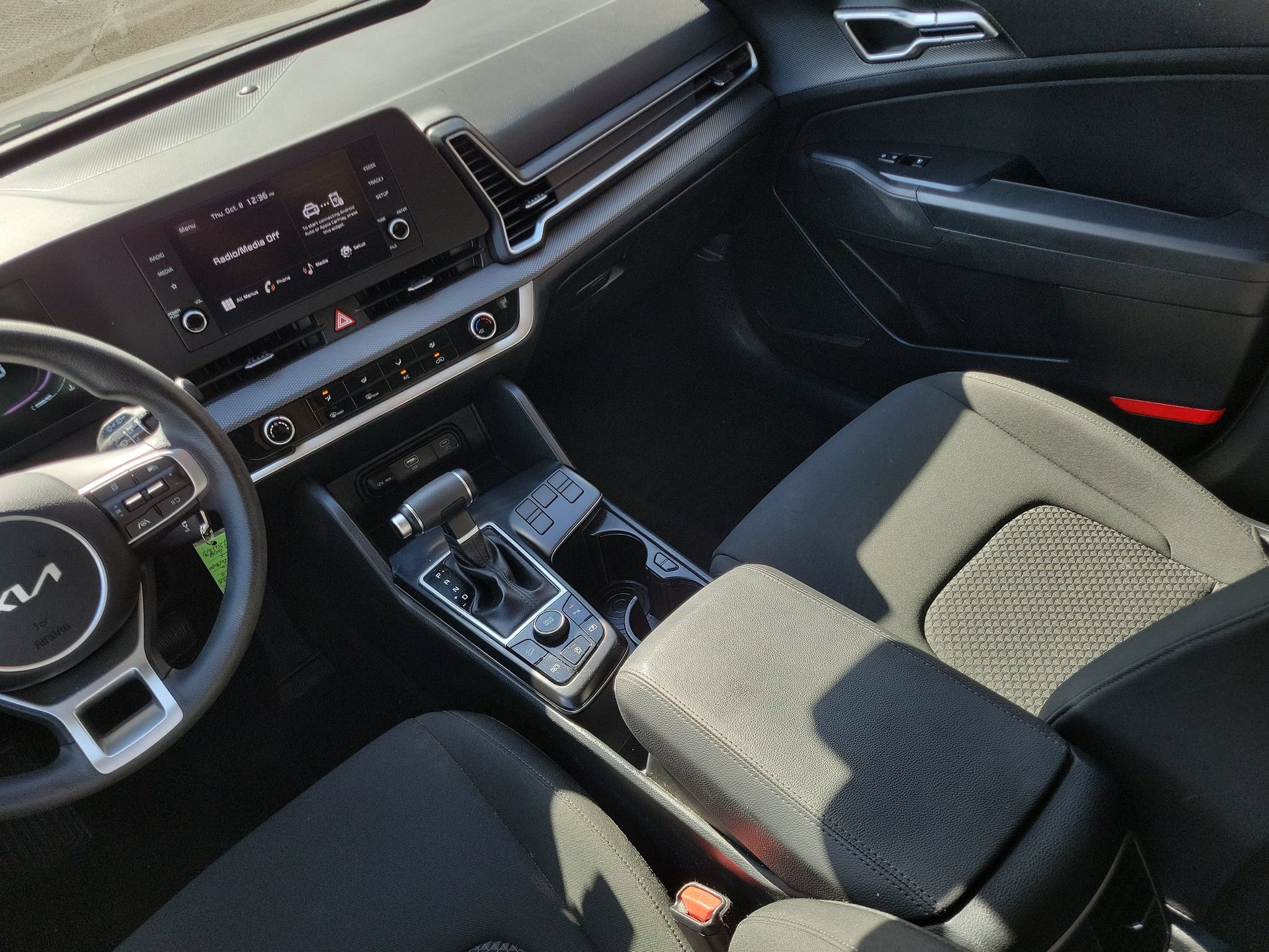 Certified 2025 Kia Sportage LX FWD image 25