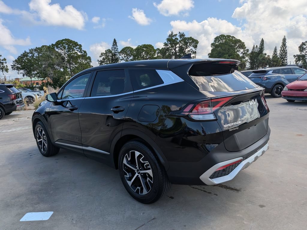 Certified 2024 Kia Sportage EX FWD image 6