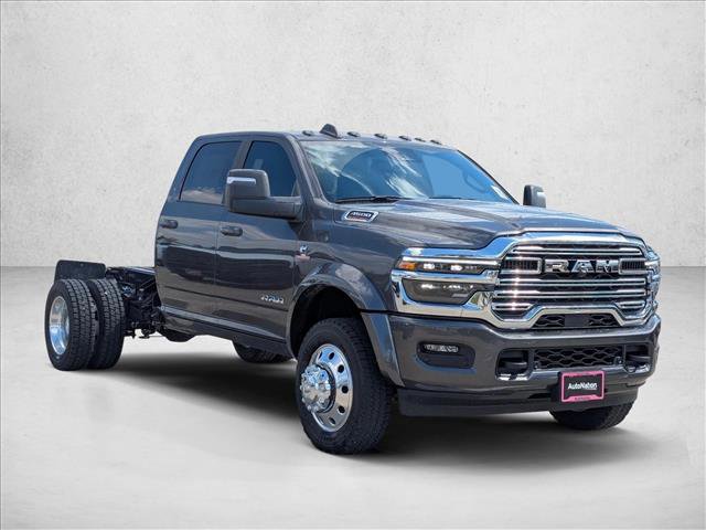 New 2026 RAM 4500 4x4 Crew Cab DRW image 7