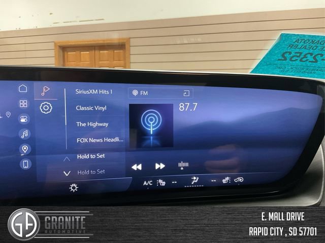 New 2025 Buick Envision Sport Touring image 14