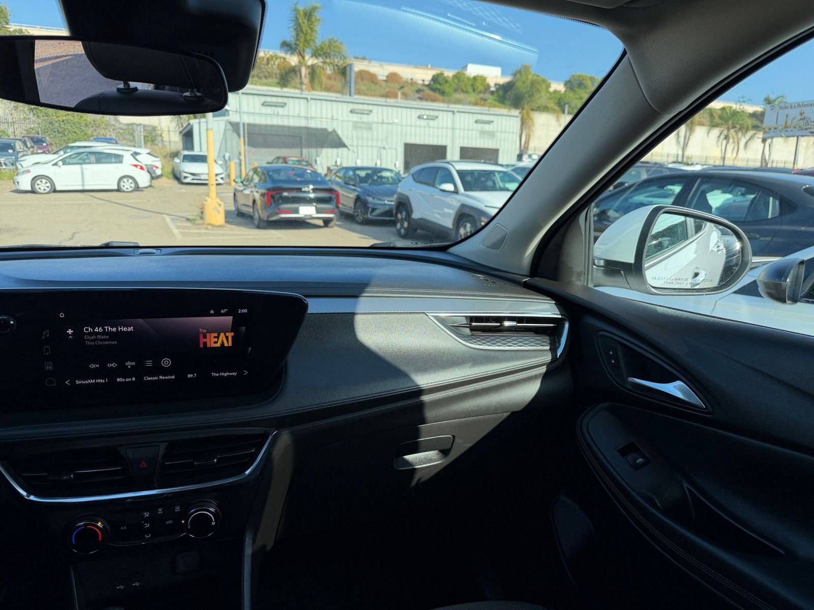 Used 2025 Buick Encore GX Preferred image 33