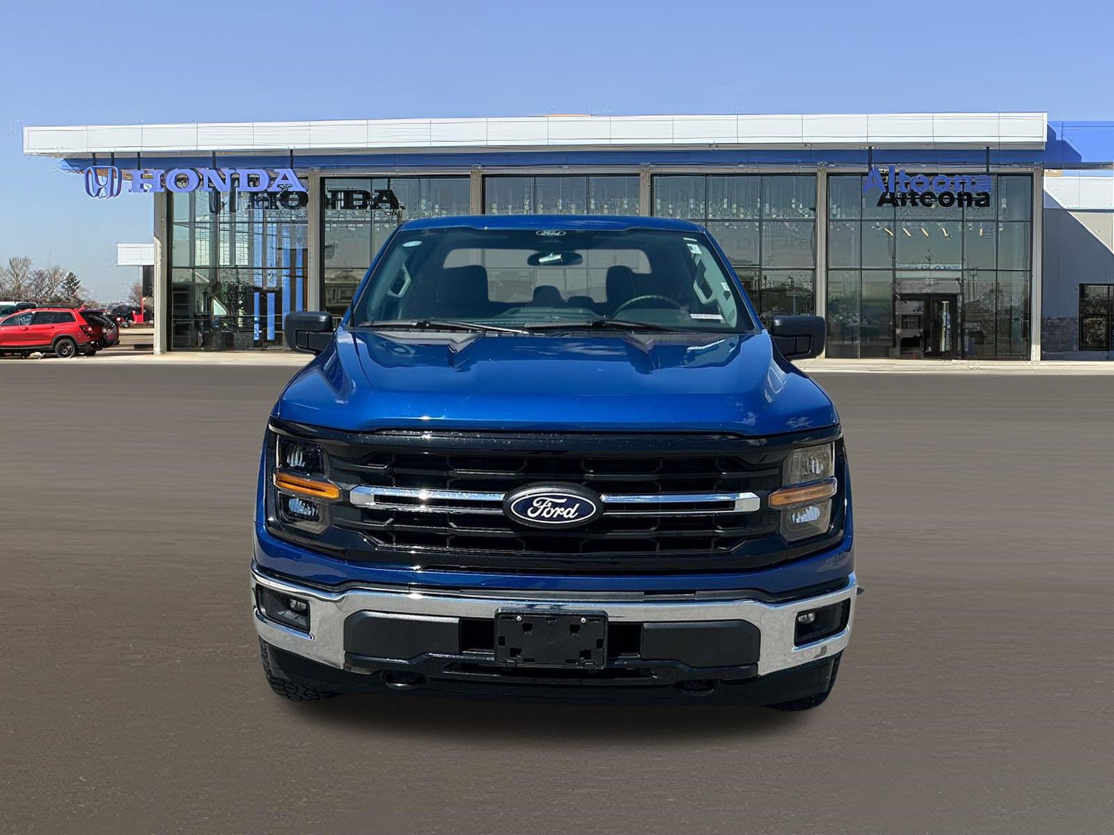 Used 2025 Ford F150 XLT w/ Equipment Group 301A Standard AWD/4WD image 8