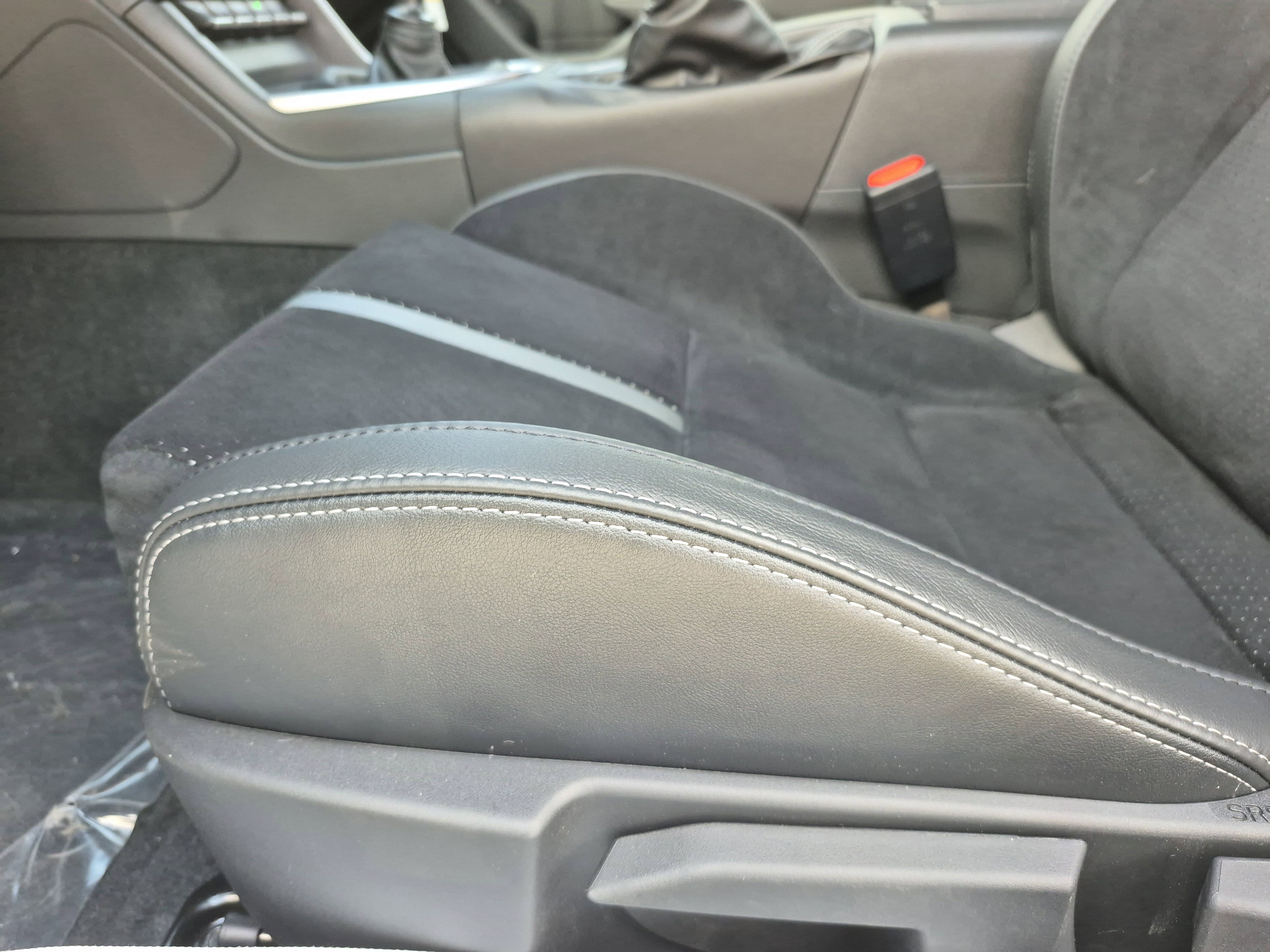 New 2025 Toyota GR86 Premium image 19