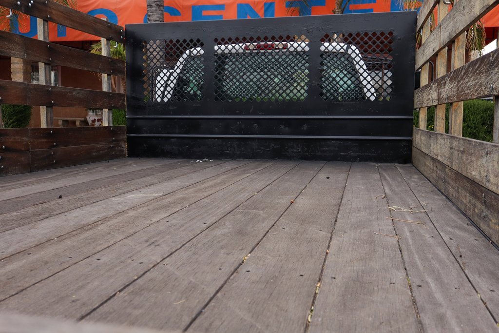 Used 2004 Chevrolet Silverado 3500 W/T image 8