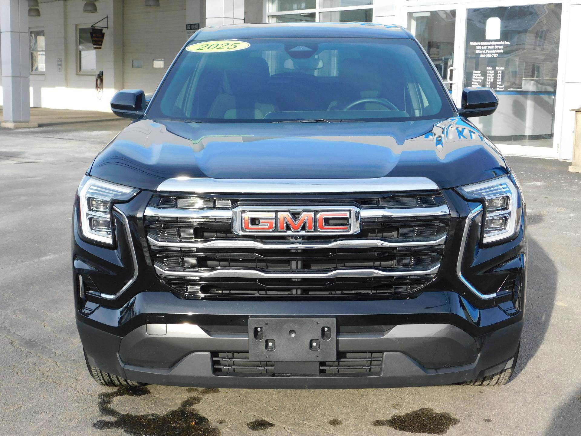 Used 2025 GMC Terrain Elevation image 12