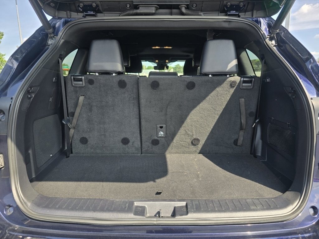 Used 2021 Toyota Highlander XSE AWD/4WD image 22