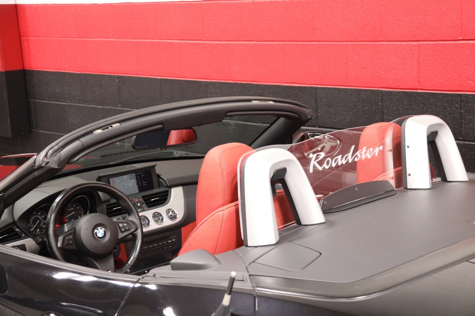 Used 2012 BMW Z4 sDrive28i w/ M Sport Pkg image 27