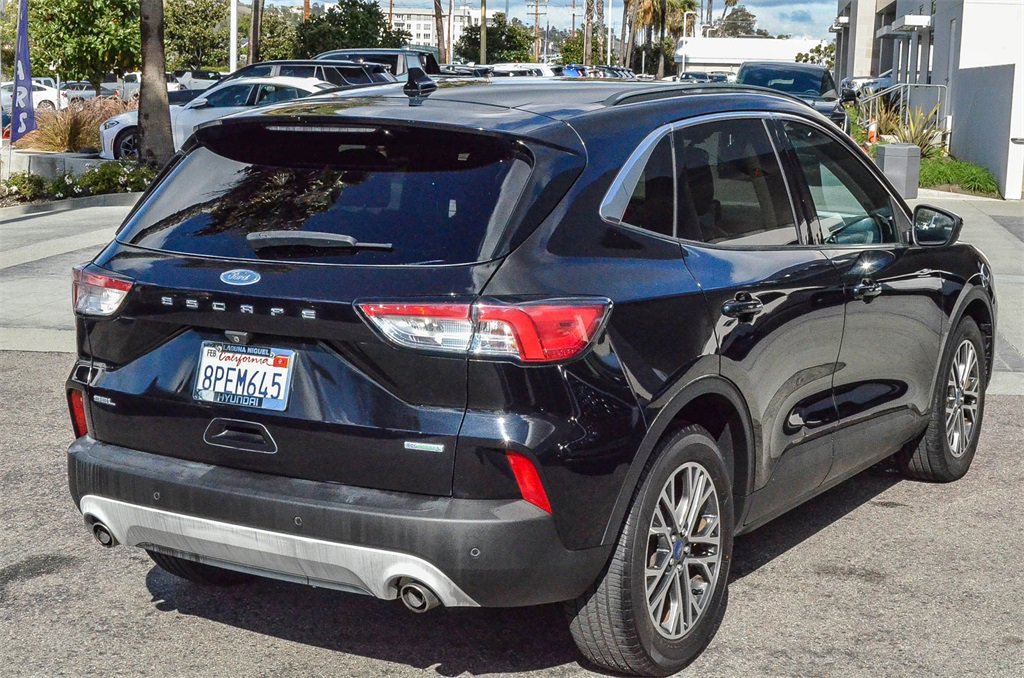 Used 2020 Ford Escape SEL image 6