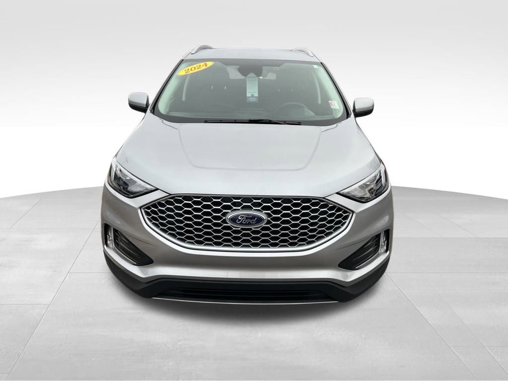 Used 2024 Ford Edge SEL w/ Convenience Package image 10