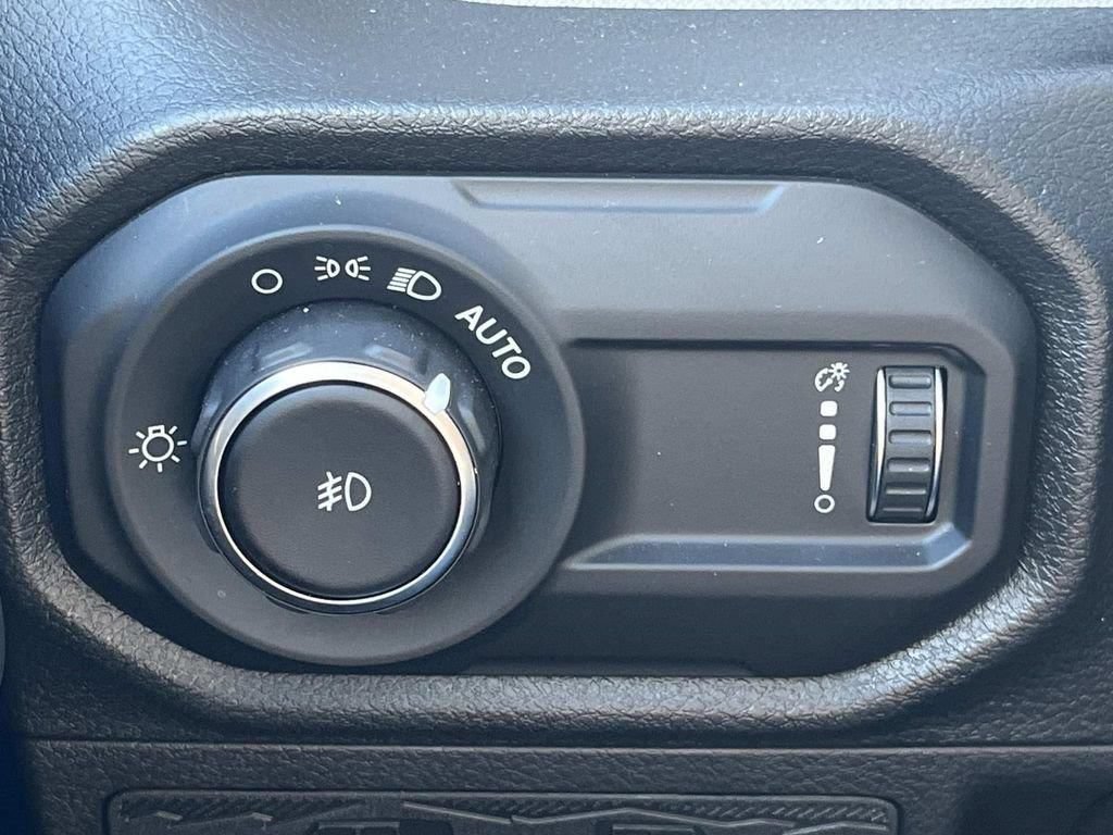 Used 2026 Jeep Wrangler Unlimited Sport AWD/4WD image 33