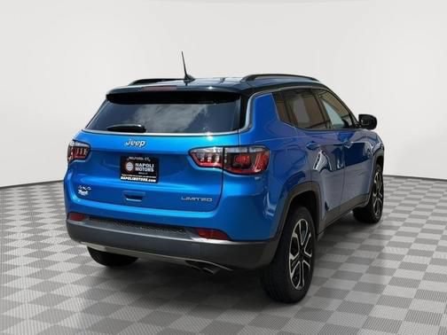 Used 2022 Jeep Compass Limited AWD/4WD image 3