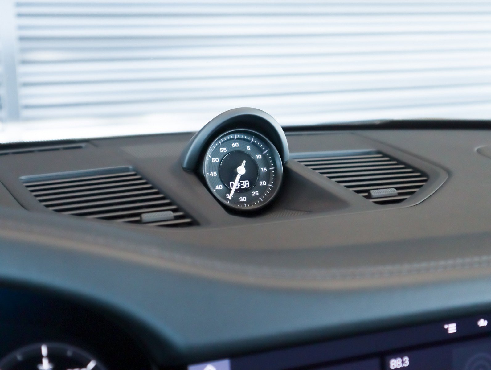 Used 2021 Porsche 911 Carrera S image 22