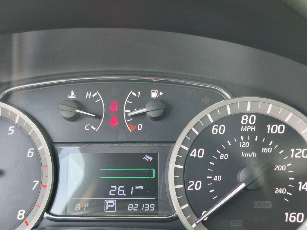Used 2014 Nissan Sentra SL w/ Premium Package FWD image 14