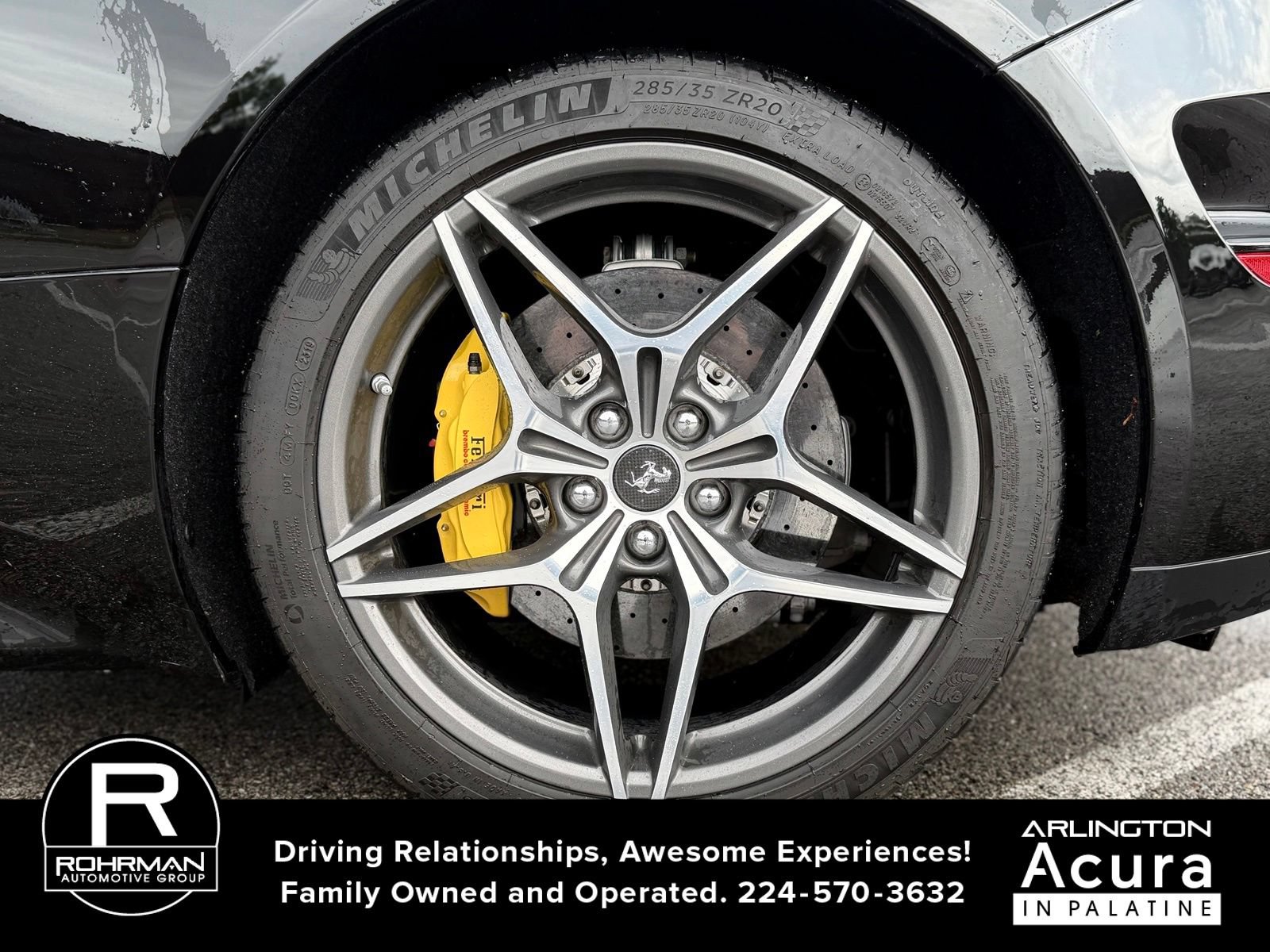 Used 2015 Ferrari California T RWD image 11