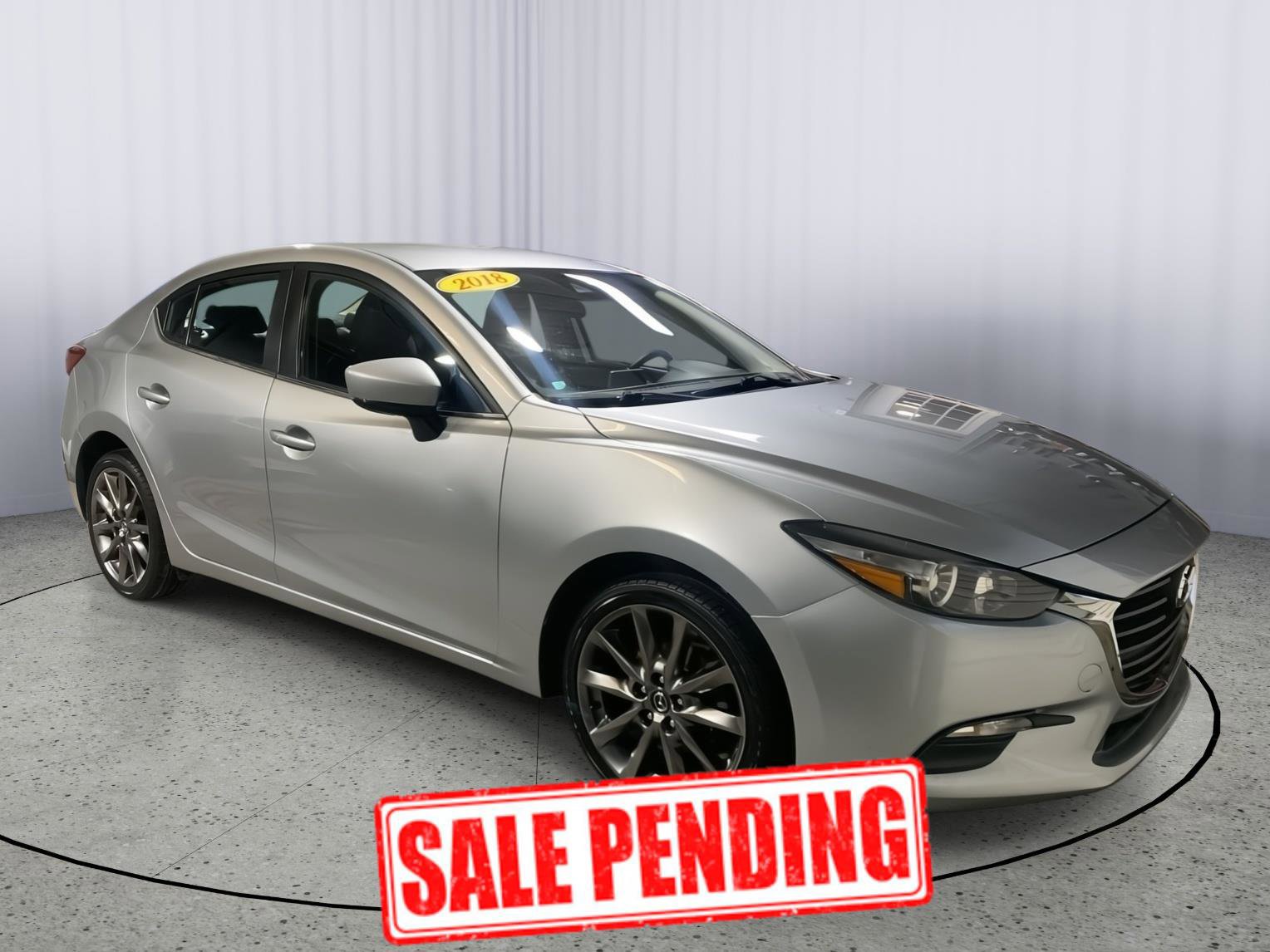Used 2018 MAZDA MAZDA3 Touring image 1