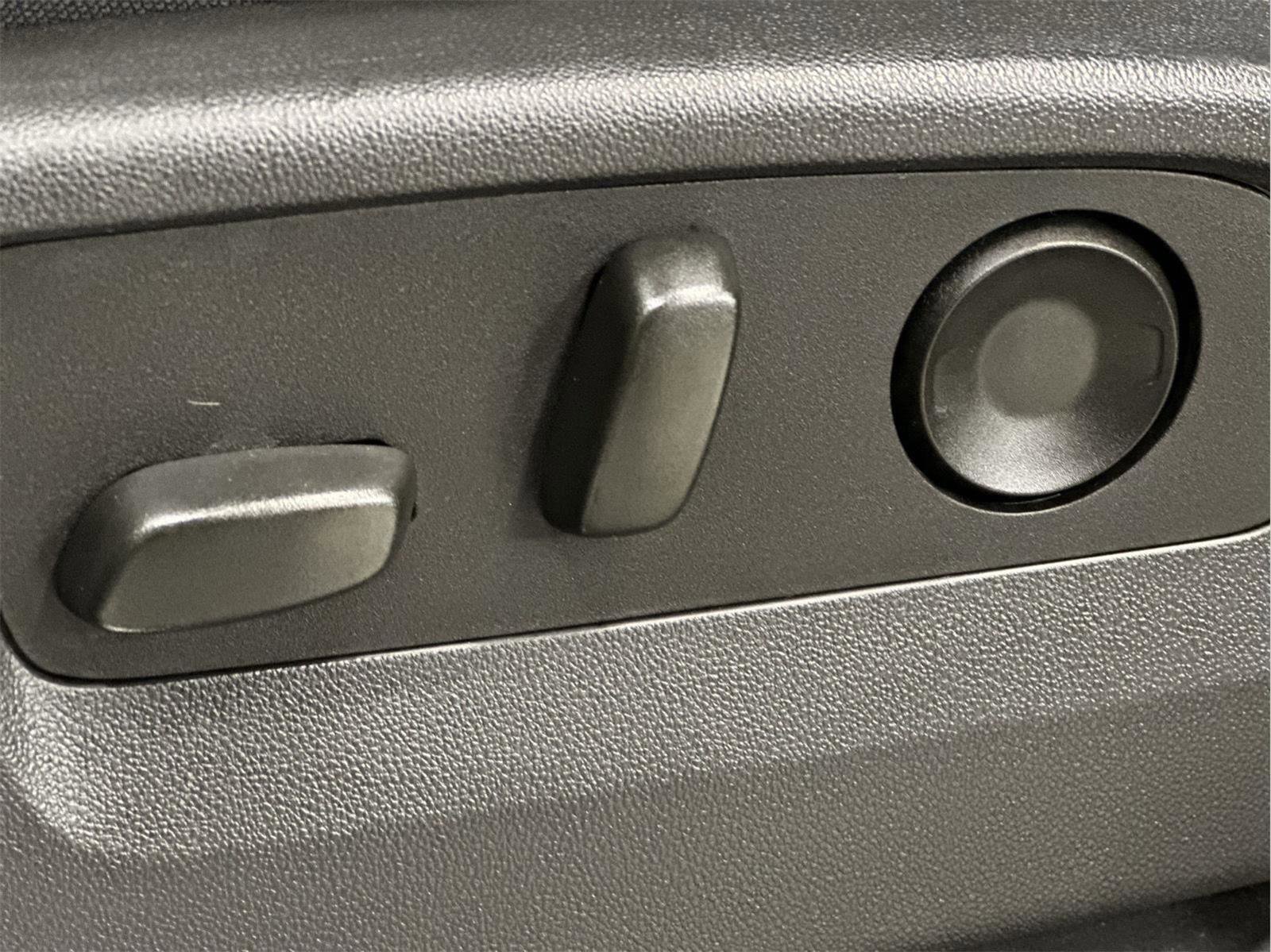 Certified 2022 Chevrolet Silverado 1500 LT Trail Boss image 26