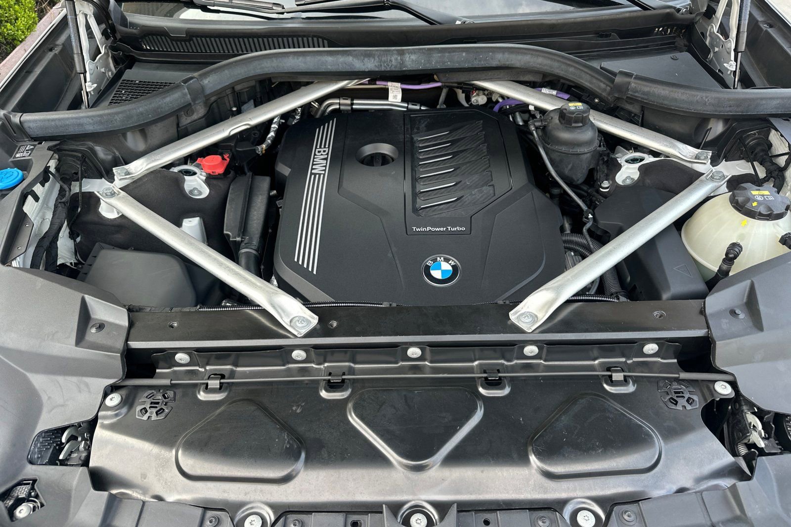 Used 2022 BMW X7 xDrive40i w/ Premium Package AWD/4WD image 25