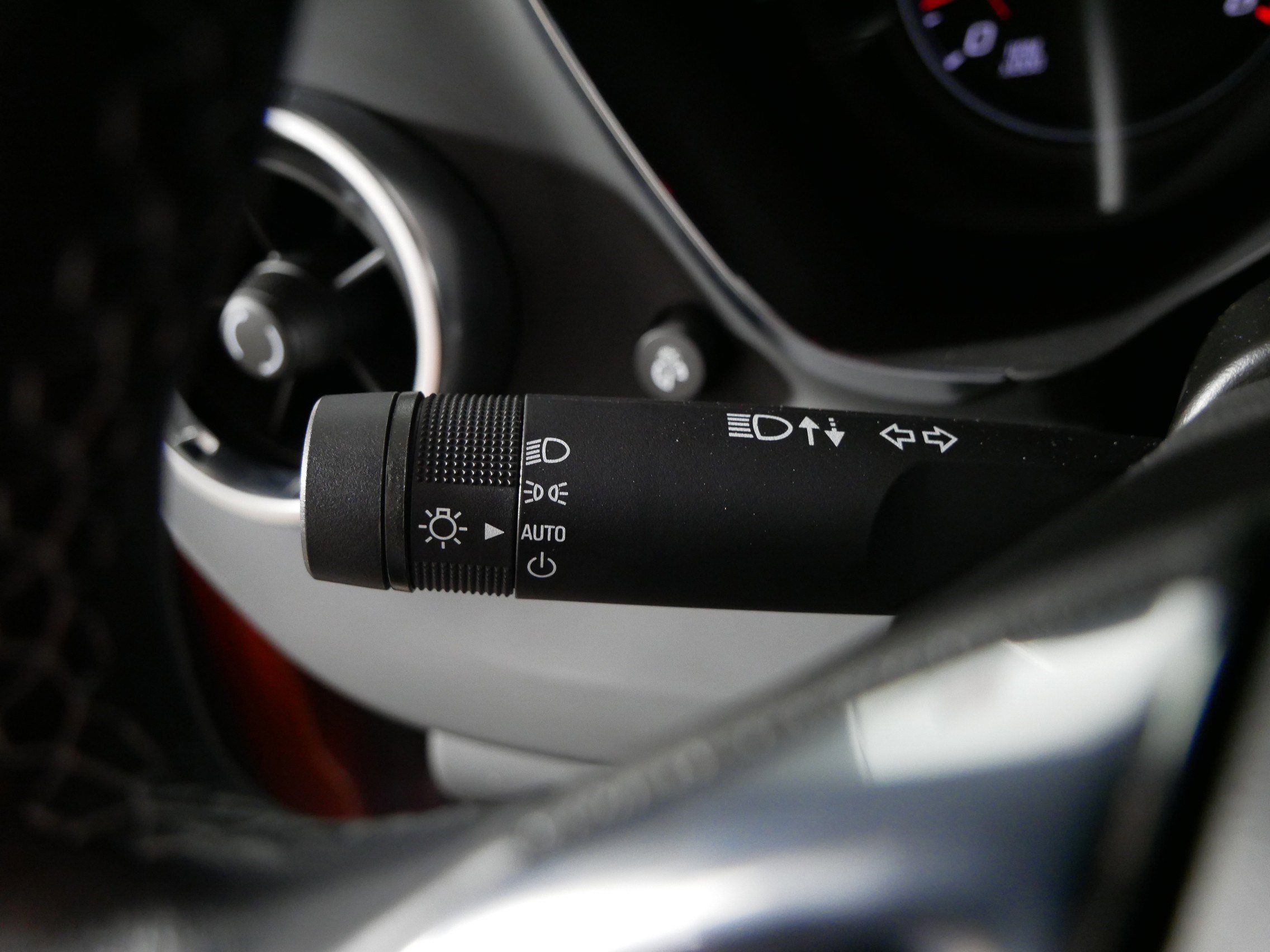 Used 2023 Chevrolet Camaro LT image 31