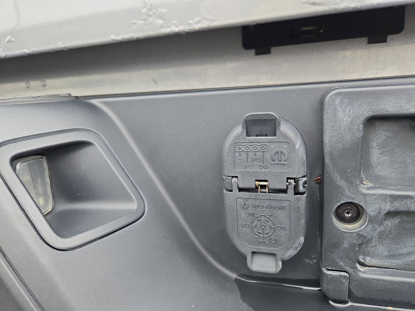 Used 2020 Jeep Gladiator Overland image 4