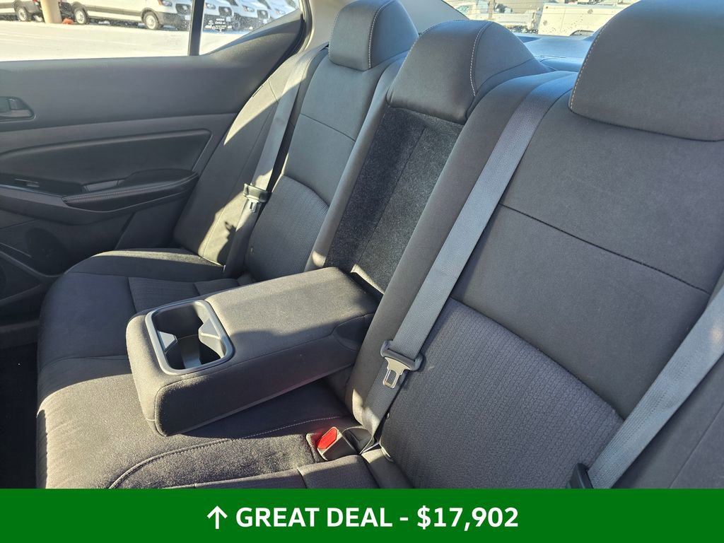 Used 2023 Nissan Altima 2.5 SV FWD image 31