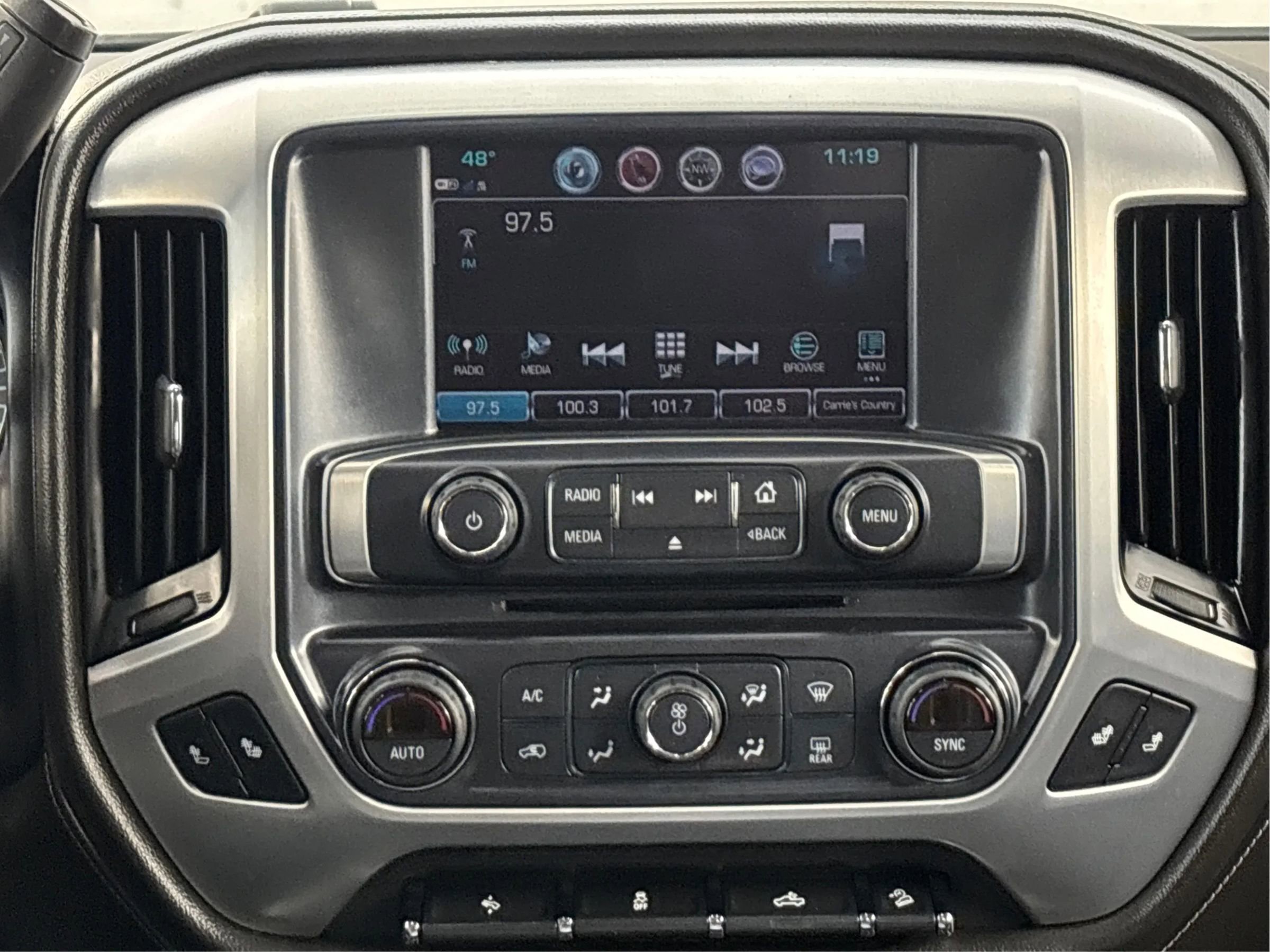 Used 2017 GMC Sierra 1500 SLT w/ SLT Premium Package image 19