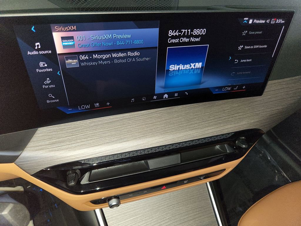Used 2025 BMW i4 eDrive40 w/ Premium Package RWD image 36