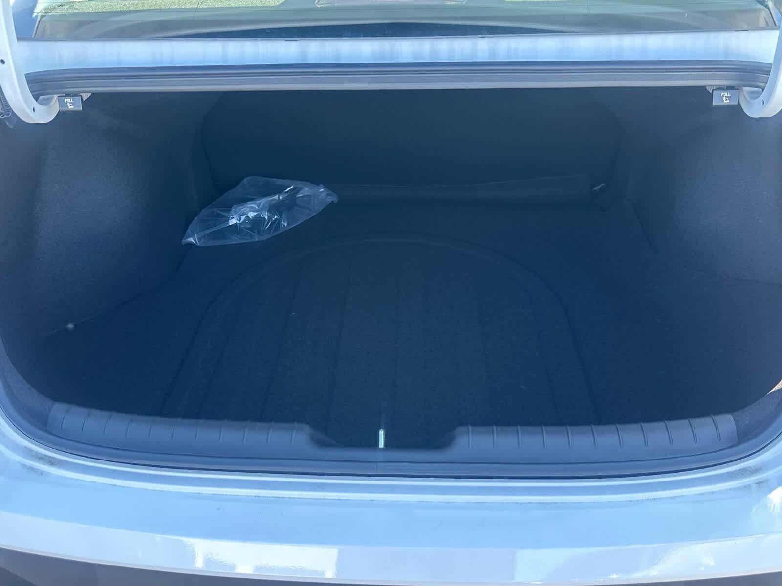 New 2026 Hyundai Elantra SE FWD image 21