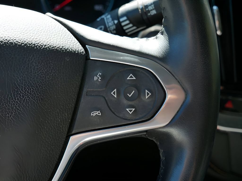 Used 2021 Chevrolet Traverse Premier AWD/4WD image 21