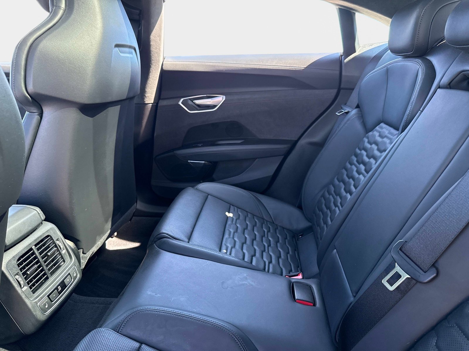 Used 2022 Audi RS e-tron GT w/ Carbon Performance Package image 14