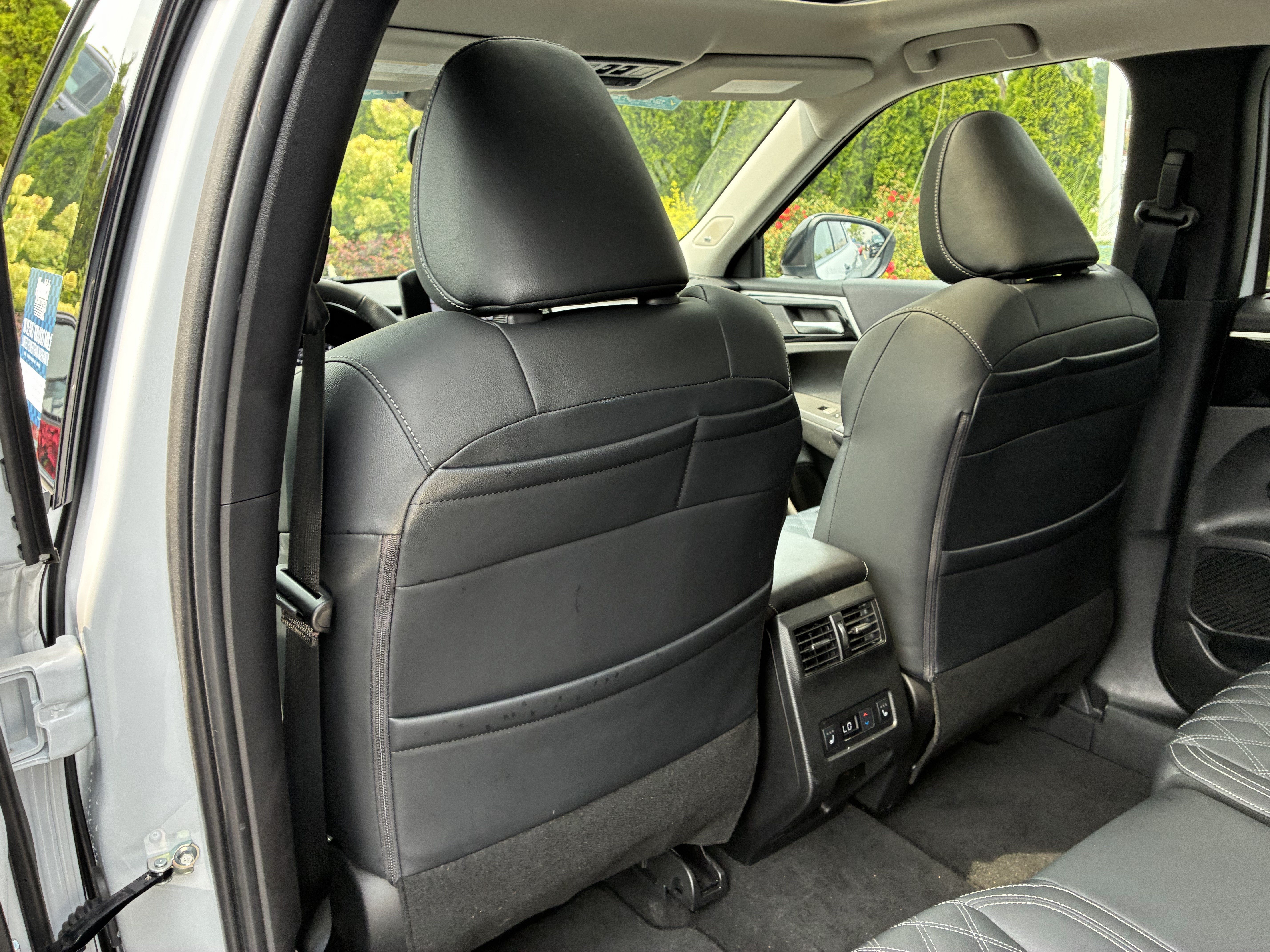 Used 2024 Mitsubishi Outlander SEL FWD image 15