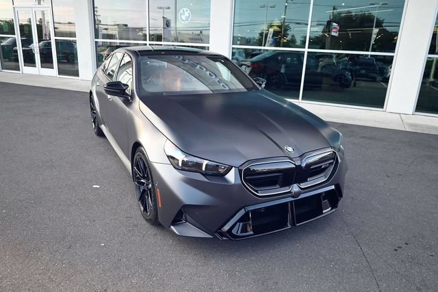 Used 2026 BMW M5 w/ Executive Package AWD/4WD image 5