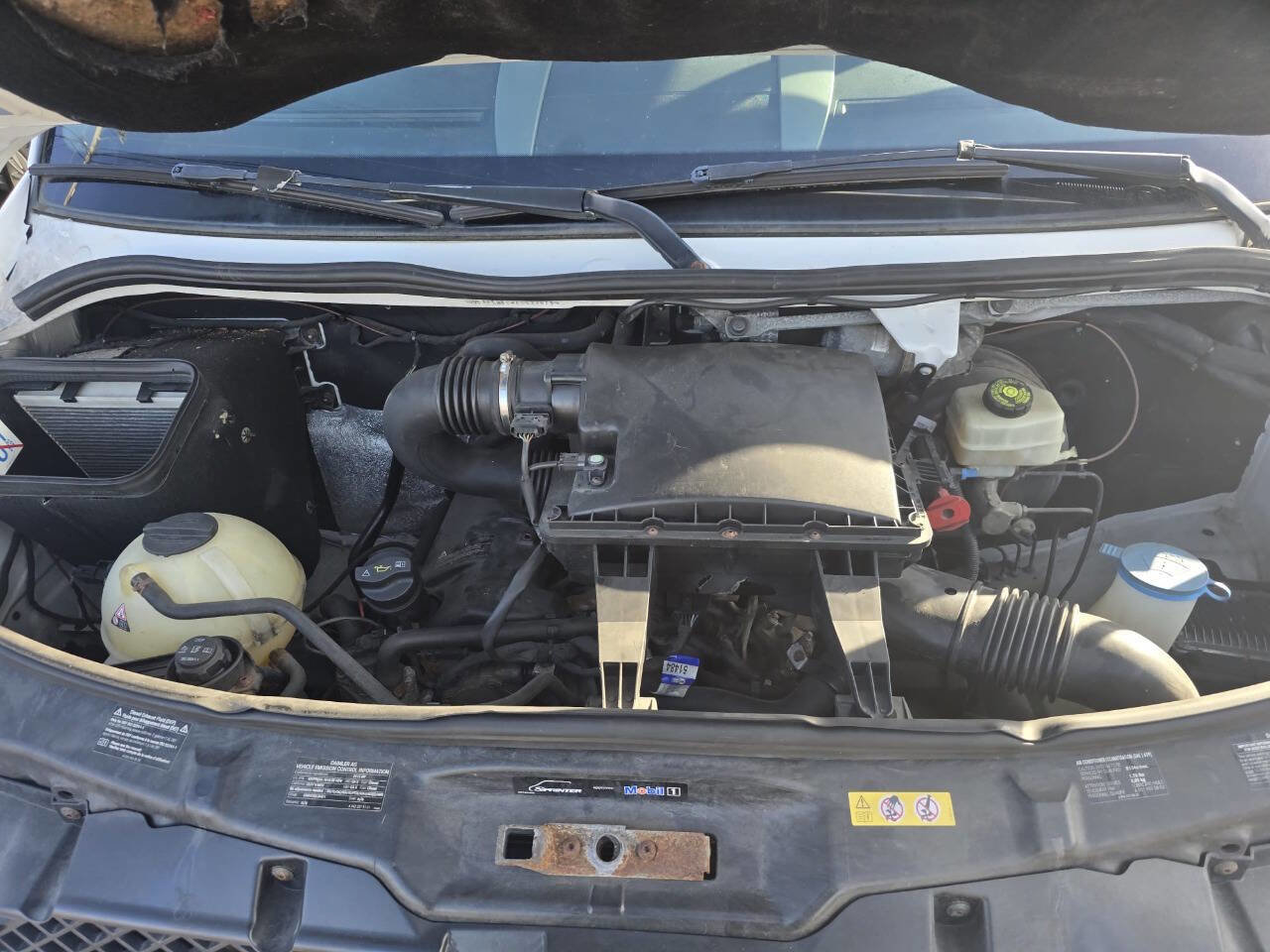 Used 2012 Mercedes-Benz Sprinter 2500 image 34