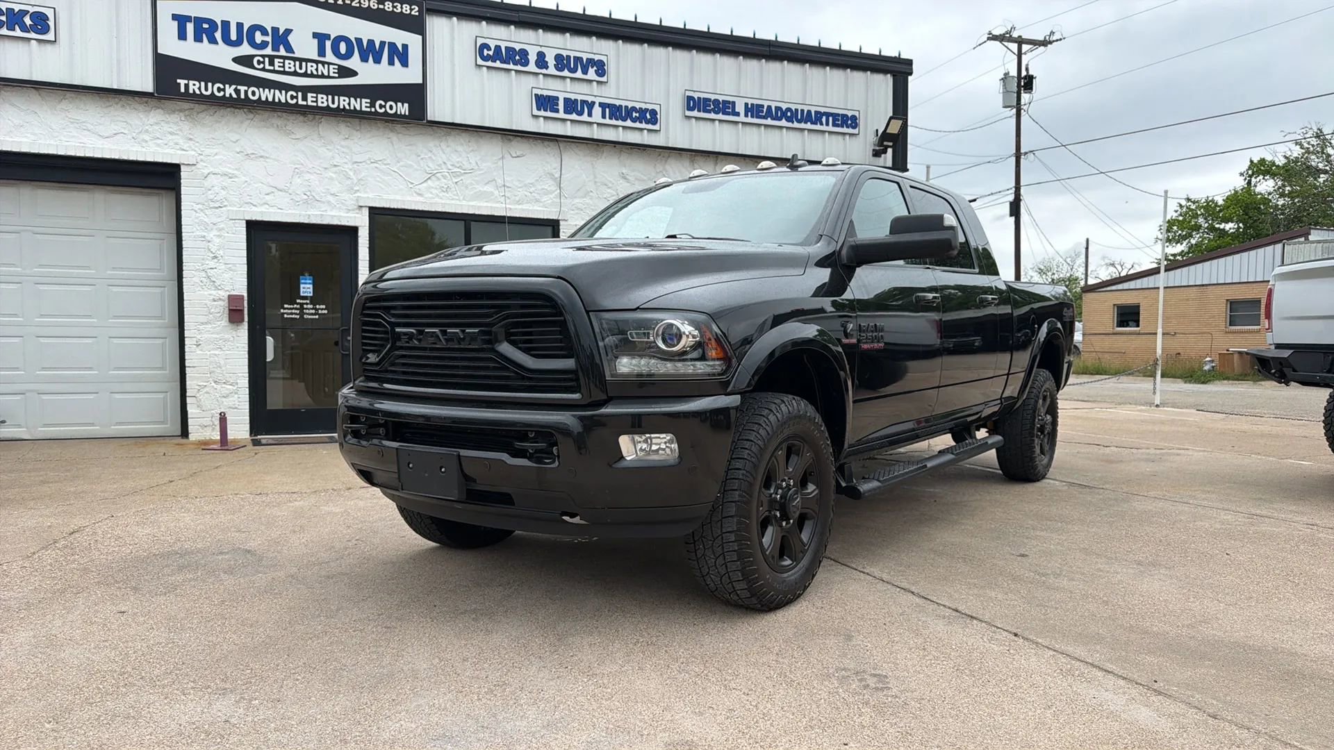 Used 2018 RAM 2500 Laramie w/ Sport Appearance Group AWD/4WD image 1