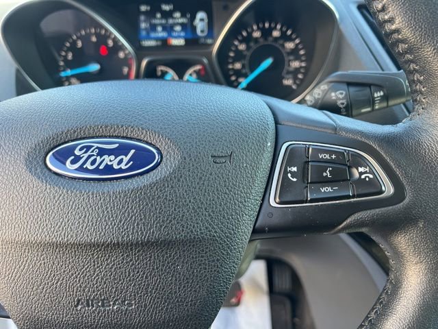 Used 2018 Ford Escape Titanium AWD/4WD image 16
