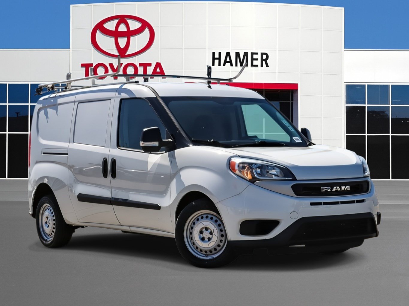 Used 2022 RAM ProMaster City Tradesman FWD image 1