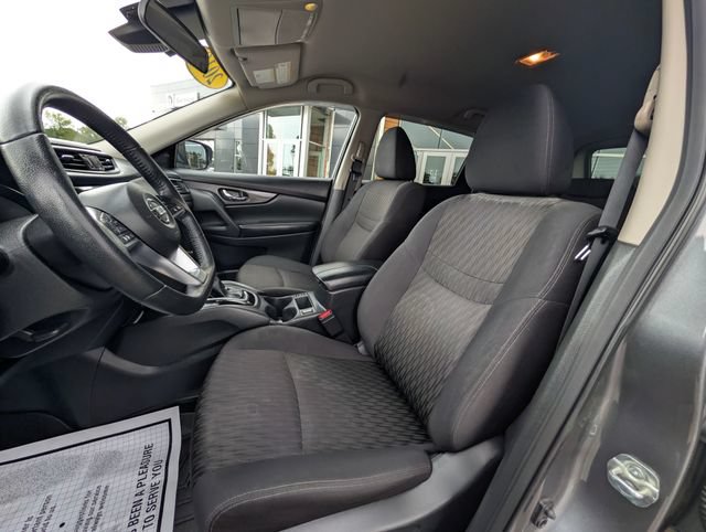 Used 2019 Nissan Rogue SV AWD/4WD image 12